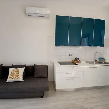 Cn009 - Cesenatico, Nuovo Bilocale Con Giardino E Posto Auto *